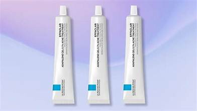 کاربرد پماد آداپالن چیست؟